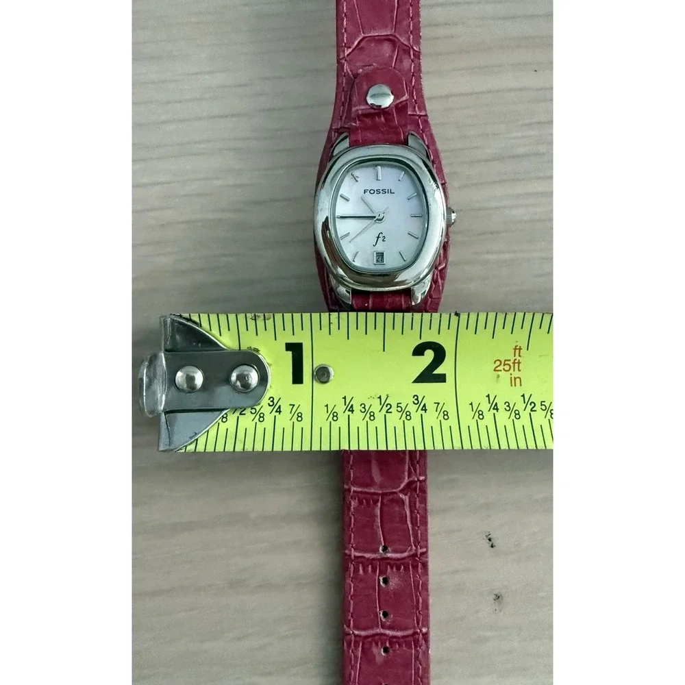 Fossil F2 Mother Pearl Leather Pink Textured Strap Women's Watch Needs Battery